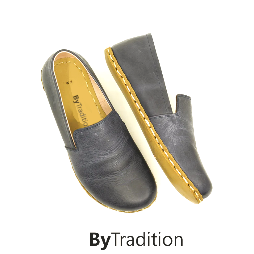 Klassischer Loafer – Kupferniete – Natürlich und individuell barfuß – Marineblau